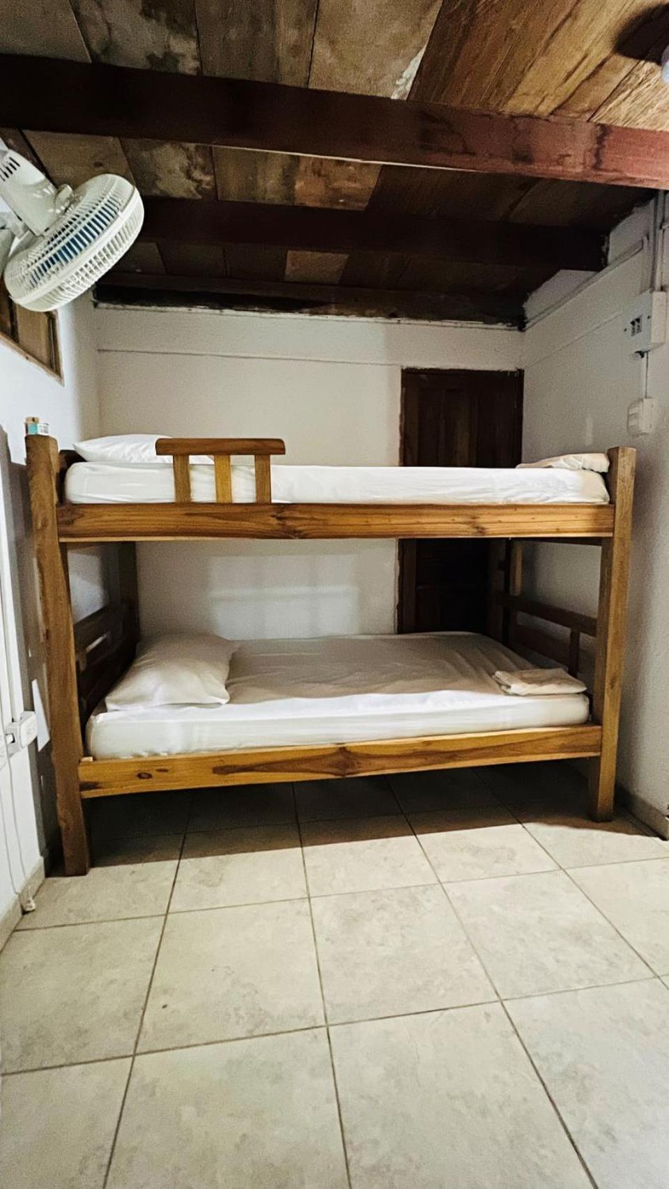 Hostal Kaia Σάντα Μάρτα Εξωτερικό φωτογραφία