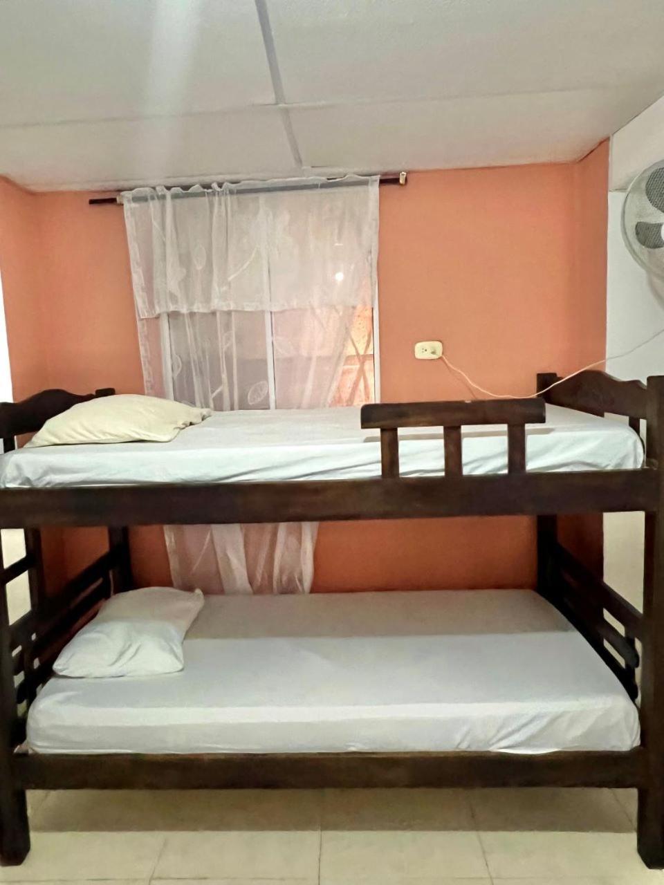 Hostal Kaia Σάντα Μάρτα Εξωτερικό φωτογραφία
